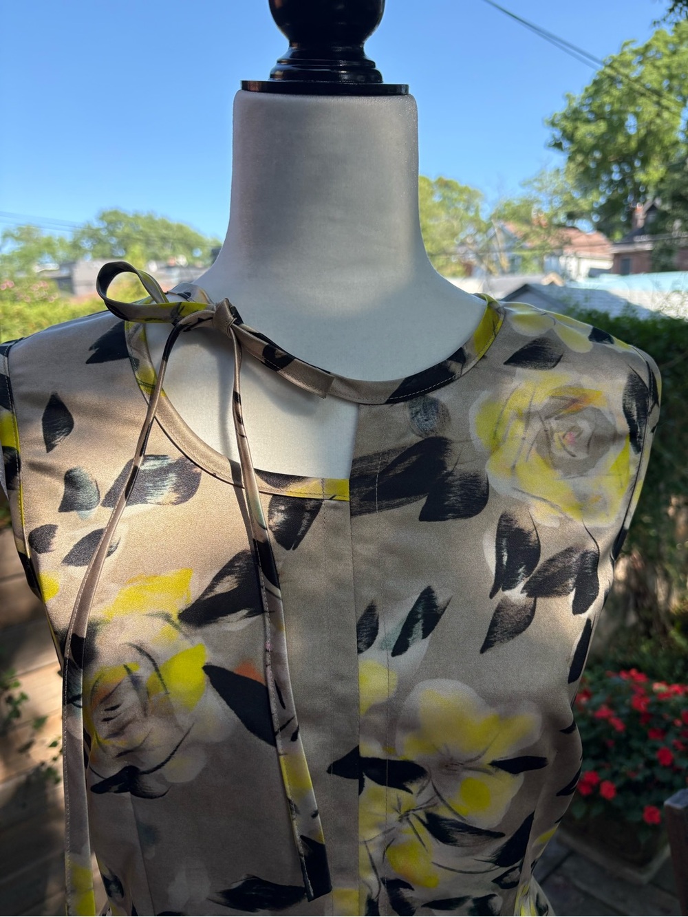 Comrags | Satin Sleeveless Floral Midi Dress